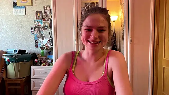 Snapshot of Codi_Rostersy chatting on June 2026 11:11:02 AM Codi Rostersy online show from June 2026 11:11:02 AM
