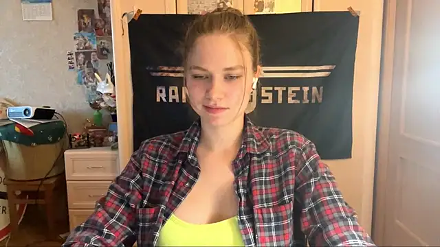 Snapshot of Codi_Rostersy chatting on July 2026 05:27:02 PM Codi Rostersy online show from July 2026 05:27:02 PM