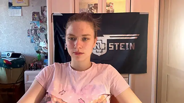 Snapshot of Codi_Rostersy chatting on July 2026 05:21:01 PM Codi Rostersy online show from July 2026 05:21:01 PM