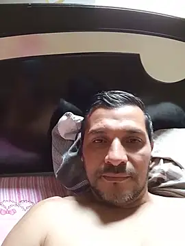 Snapshot of RIchar05 chatting on June 2026 02:11:01 PM RIchar05 online show from June 2026 02:11:01 PM
