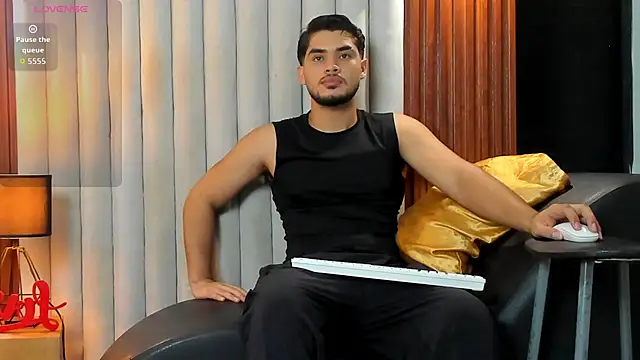 Snapshot of luciano_vitale chatting on July 2026 11:39:02 AM luciano vitale online show from July 2026 11:39:02 AM