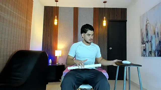 Snapshot of luciano_vitale chatting on July 2026 12:48:01 PM luciano vitale online show from July 2026 12:48:01 PM