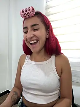 Juliethademon online show from June 2026 02:14:01 PM