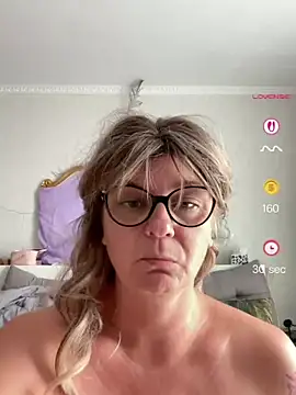 Snapshot of DirtyMarie80 chatting on July 2026 10:27:02 AM DirtyMarie80 online show from July 2026 10:27:02 AM