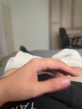 Boredbutt online show from June 2026 12:32:02 PM
