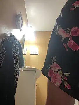 Snapshot of smoothkissx chatting on March 2025 12:05:02 AM smoothkissx online show from March 2025 12:05:02 AM