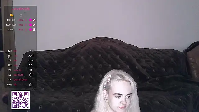 Snapshot of Oxcy_Secret chatting on June 2026 02:08:01 AM Oxcy Secret online show from June 2026 02:08:01 AM