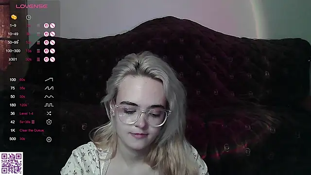 Snapshot of Oxcy_Secret chatting on July 2026 08:57:01 PM Oxcy Secret online show from July 2026 08:57:01 PM