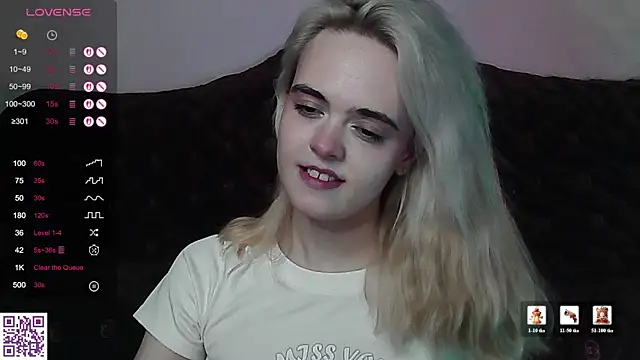 Snapshot of Oxcy_Secret chatting on July 2026 09:06:02 PM Oxcy Secret online show from July 2026 09:06:02 PM
