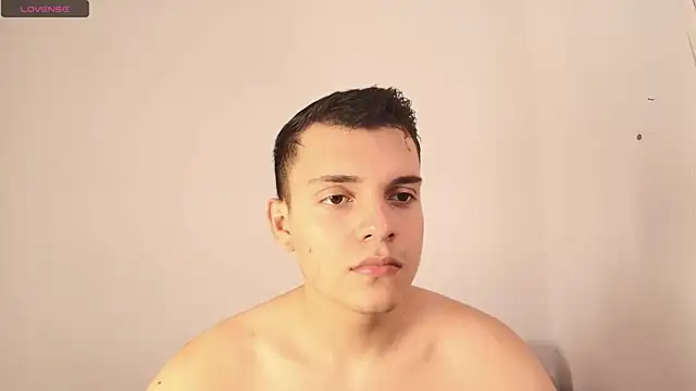 Snapshot of james_carter1 chatting on July 2026 10:27:02 PM james carter1 online show from July 2026 10:27:02 PM