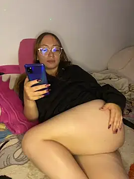 Caamii  online show from June 2026 06:51:02 AM