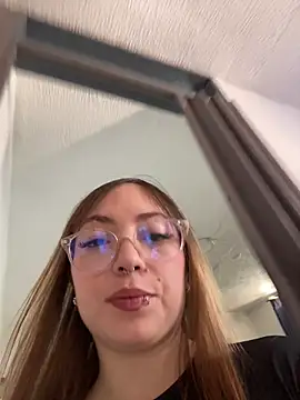 Caamii  online show from July 2026 07:54:02 PM