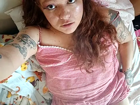 Snapshot of rubyviolet277 chatting on June 2026 12:22:01 PM rubyviolet277 online show from June 2026 12:22:01 PM