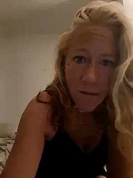 lusciouspider online show from June 2026 03:22:02 AM