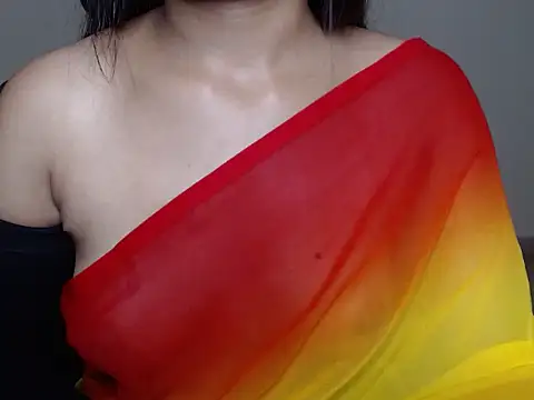 Snapshot of Elle_lala chatting on June 2026 06:52:02 AM Elle lala online show from June 2026 06:52:02 AM