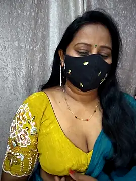 Snapshot of Nithya_ chatting on June 2026 06:47:01 AM Nithya online show from June 2026 06:47:01 AM