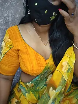 Snapshot of Nithya_ chatting on June 2026 06:52:02 AM Nithya online show from June 2026 06:52:02 AM
