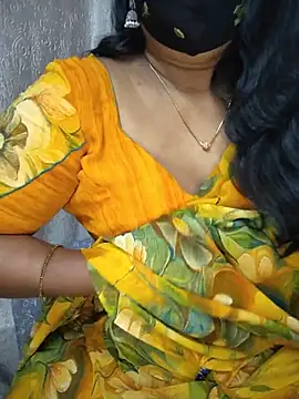 Snapshot of Nithya_ chatting on June 2026 05:56:01 AM Nithya online show from June 2026 05:56:01 AM