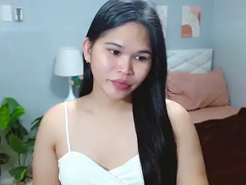Snapshot of AlianaFord chatting on June 2026 07:25:01 AM AlianaFord online show from June 2026 07:25:01 AM
