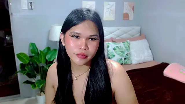 Snapshot of AlianaFord chatting on June 2026 02:33:01 PM AlianaFord online show from June 2026 02:33:01 PM