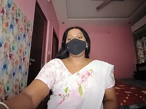 Snapshot of Meenakshy chatting on June 2026 04:56:02 AM Meenakshy online show from June 2026 04:56:02 AM