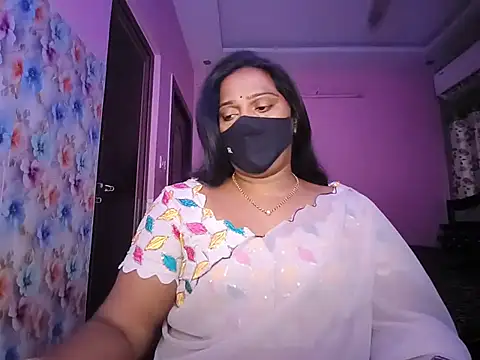 Snapshot of Meenakshy chatting on July 2026 05:54:02 AM Meenakshy online show from July 2026 05:54:02 AM