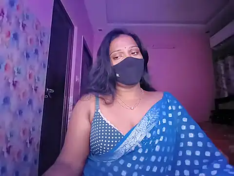 Snapshot of Meenakshy chatting on July 2026 02:40:01 PM Meenakshy online show from July 2026 02:40:01 PM