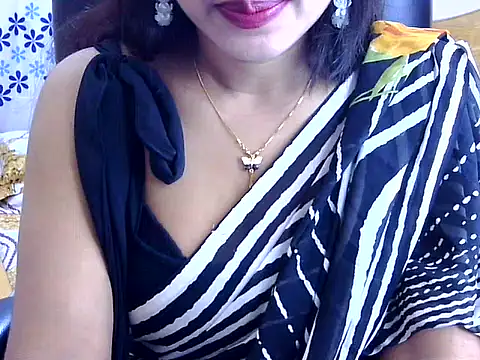Noor Zarin27 online show from July 2026 08:50:02 PM