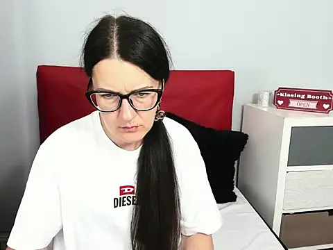 NadiaXlove online show from July 2026 02:29:01 PM