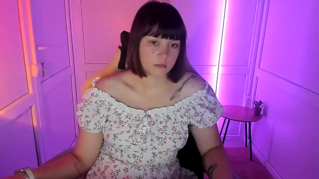 Snapshot of Vanilla_Vixen chatting on July 2026 05:58:02 AM Vanilla Vixen online show from July 2026 05:58:02 AM