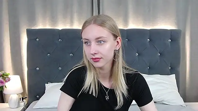 LirienVexx online show from June 2026 06:29:02 AM