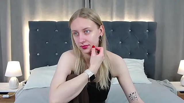 LirienVexx online show from June 2026 04:09:02 AM