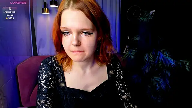 Snapshot of Goddess__Alice chatting on June 2026 06:24:02 AM Goddess Alice online show from June 2026 06:24:02 AM