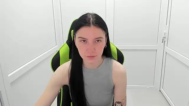 PatteMeoww online show from June 2026 06:40:01 AM