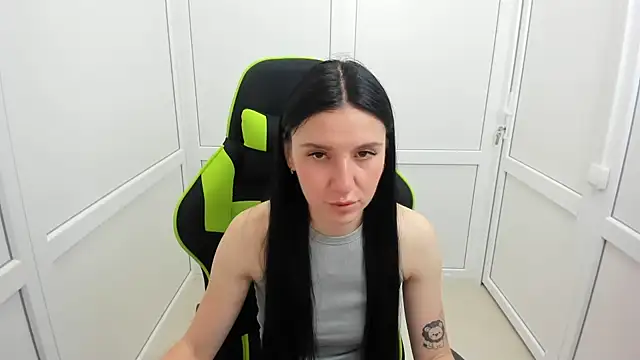 Snapshot of PatteMeoww chatting on June 2026 01:22:02 PM PatteMeoww online show from June 2026 01:22:02 PM