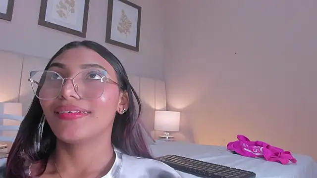 Snapshot of vanessa__stp chatting on June 2026 06:35:02 PM vanessa stp online show from June 2026 06:35:02 PM