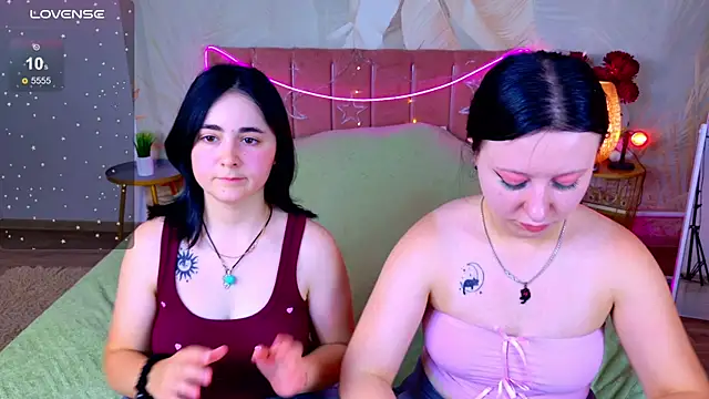 Snapshot of RuthHalll chatting on July 2026 10:04:02 AM RuthHalll online show from July 2026 10:04:02 AM