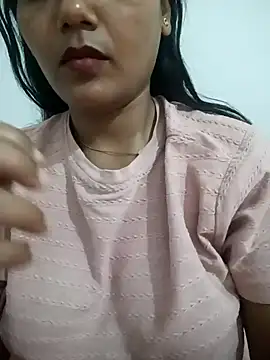 Snapshot of riyamahato8043 chatting on June 2026 03:34:02 PM riyamahato8043 online show from June 2026 03:34:02 PM