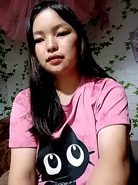 Snapshot of Linna-bae chatting on June 2026 02:01:02 PM Linna-bae online show from June 2026 02:01:02 PM