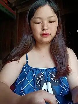 Snapshot of Linna-bae chatting on July 2026 01:50:01 AM Linna-bae online show from July 2026 01:50:01 AM