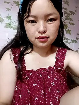 Snapshot of Linna-bae chatting on July 2026 12:57:02 AM Linna-bae online show from July 2026 12:57:02 AM