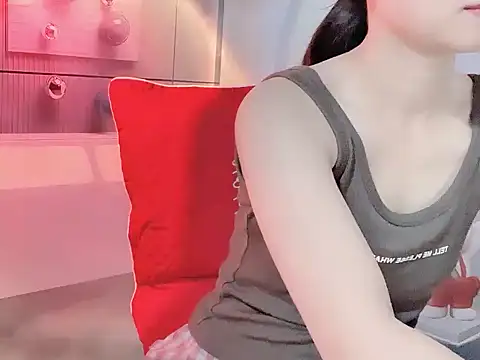 -Lylyn- online show from June 2026 01:49:01 AM