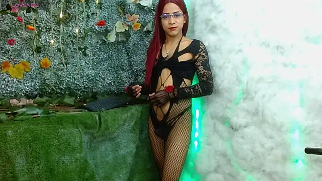 Snapshot of Valensmile chatting on June 2026 06:50:01 PM Valensmile online show from June 2026 06:50:01 PM