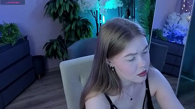 Snapshot of Lina_deels chatting on July 2026 07:29:02 PM Lina deels online show from July 2026 07:29:02 PM