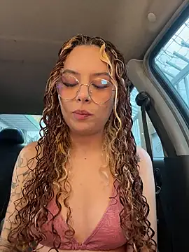 Snapshot of Joyce-fire chatting on July 2026 07:11:02 PM Joyce-fire online show from July 2026 07:11:02 PM
