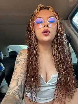Snapshot of Joyce-fire chatting on July 2026 06:56:01 PM Joyce-fire online show from July 2026 06:56:01 PM