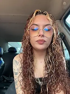 Snapshot of Joyce-fire chatting on July 2026 06:58:01 PM Joyce-fire online show from July 2026 06:58:01 PM