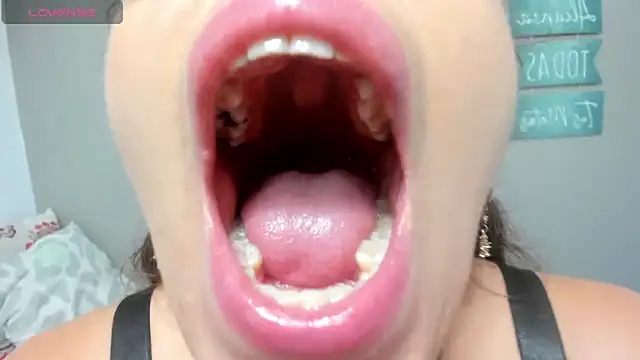 mikaela s3x online show from July 2026 05:19:01 AM