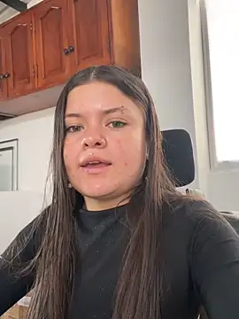 Snapshot of Camila_Duarte_2 chatting on June 2026 01:56:02 PM Camila Duarte 2 online show from June 2026 01:56:02 PM
