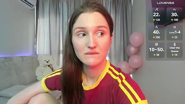 Snapshot of tender_babyyy chatting on June 2026 01:05:02 PM tender babyyy online show from June 2026 01:05:02 PM